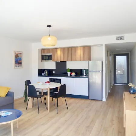 Apartamento South-of-france T2 Neuf De Gamme, Climatisé, Parking Gratuit, 2eme Ligne Balcon *